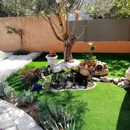 Calme Dans Villa, Piscine Et Et Apartamento