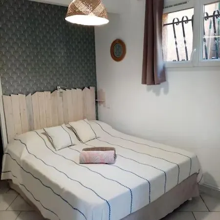 Calme Dans Villa, Piscine Et Et Portiragnes